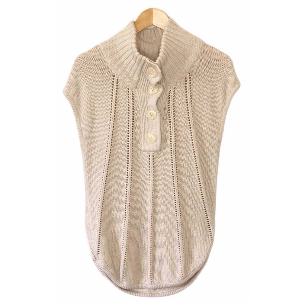 BCBG MaxAzaria Creme Sweater Short Sleeve Size Medium